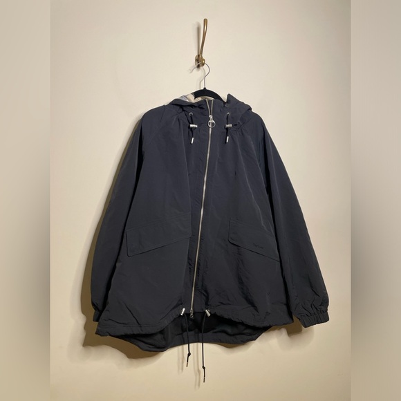 Barbour Orson Showerproof Hooded Jacket - Picture 6 of 9